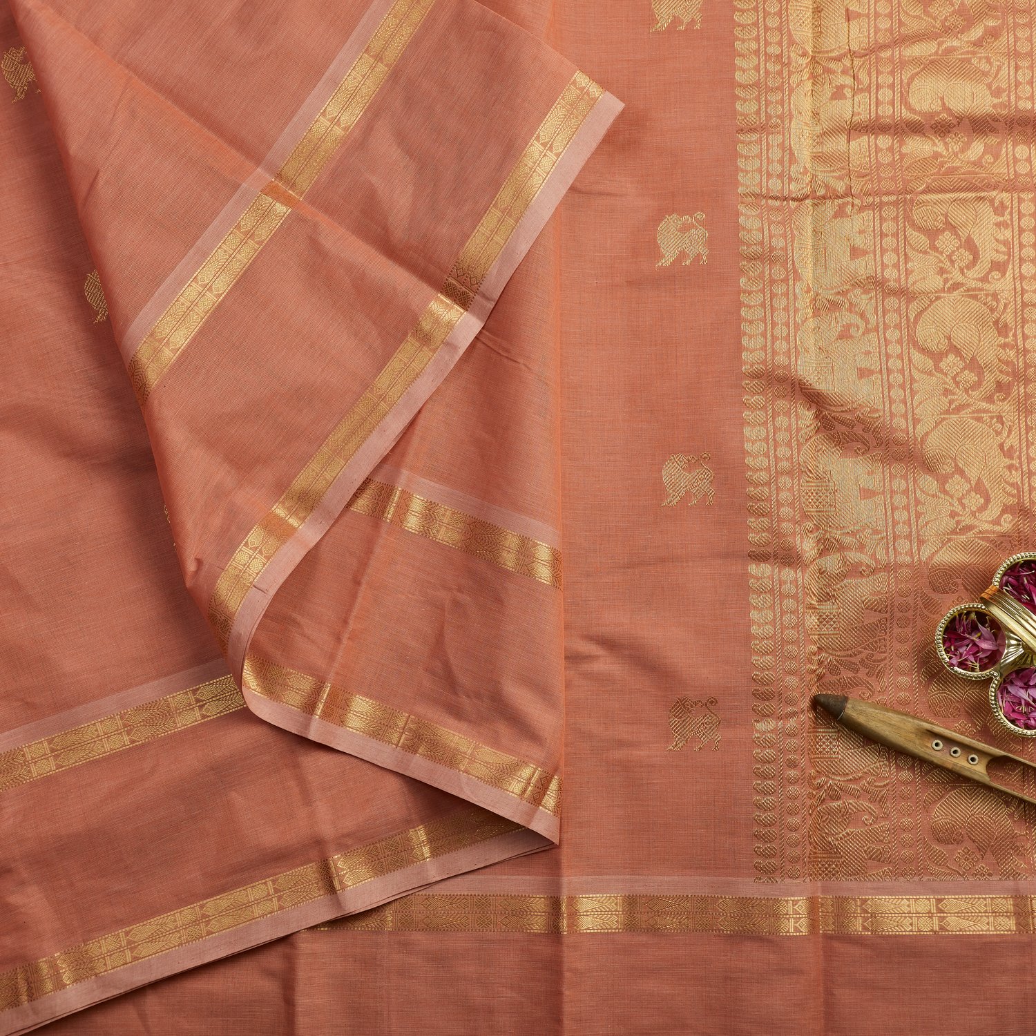 mauve-pink-kanjivaram-rich-cotton-saree-with-a-gold-zari-rettapet-border Mauve Pink Kanjivaram Rich Cotton Saree with a Gold Zari Rettapet Border - Image 1